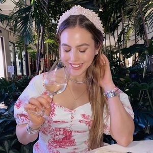 BNWT Lele Sadoughi // Ivory Graphite Velvet Pearl